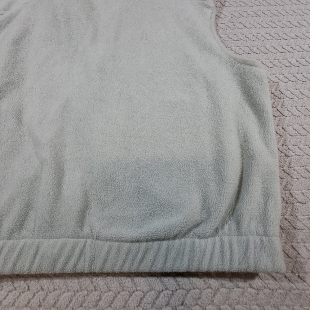 Old Navy Light Gray Fleece Vest - Picture 5 of 6